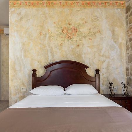 Hotel Pietra Rossa Spalato Esterno foto