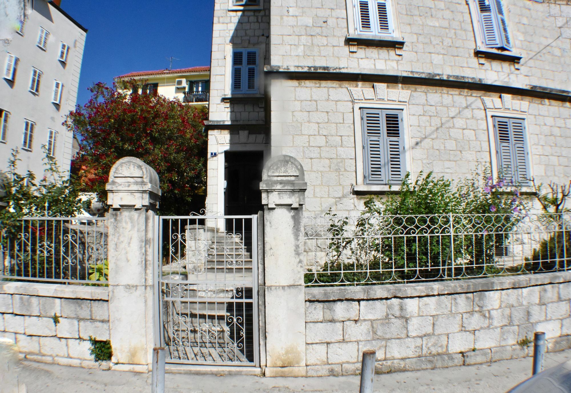 Hotel Pietra Rossa Spalato Esterno foto
